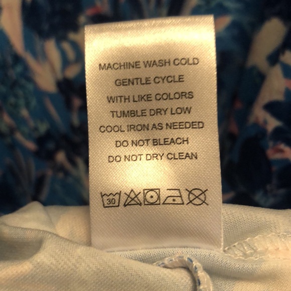 Blue Floral Sleeveless Shift Dress - Picture 5 of 7